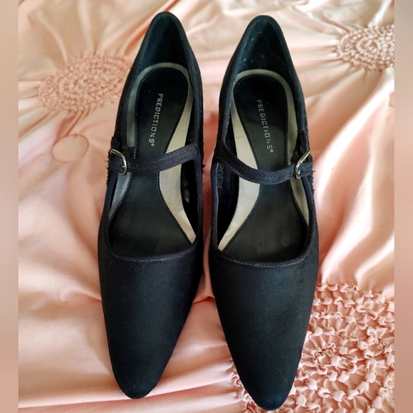 POINTY TOE KITTEN HEEL BLACK VELVET STRAPPY SHOES Vintage look. SZ 6.5 - Picture 2 of 7